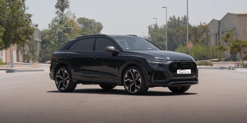 1 Audi RSQ8 Black