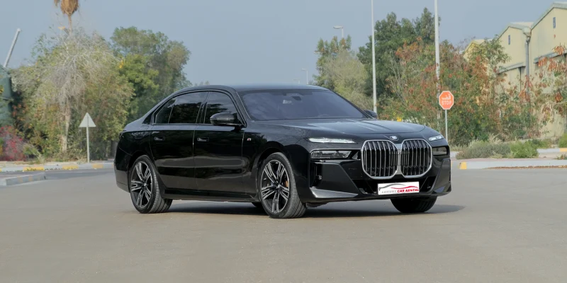 1 BMW 740Li Black 2023