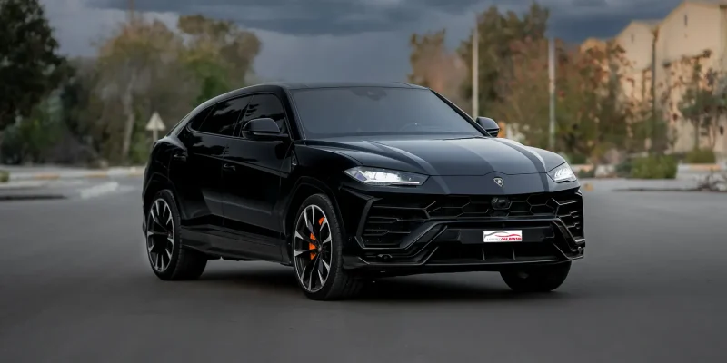 1 Lamborghini Urus Black 2020