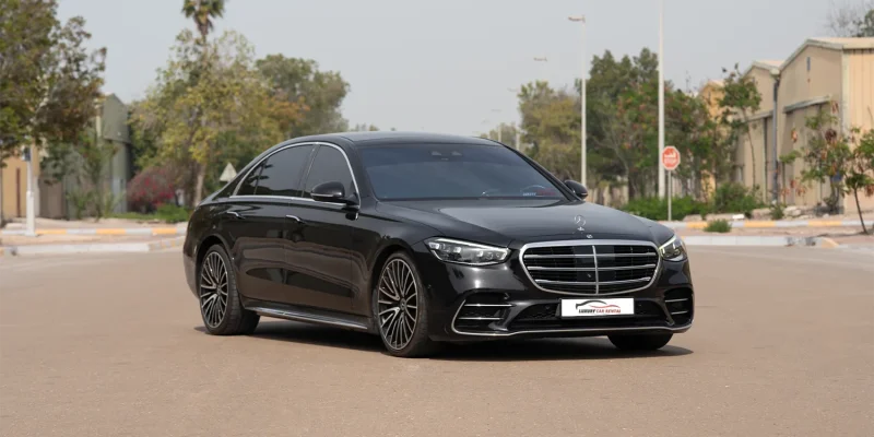 1 Mercedes S500 Black