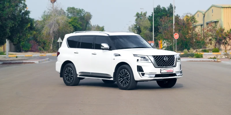 1 Nissan Patrol V8 Platinum White 2024